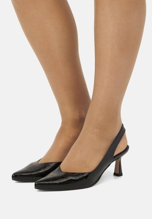 Decolleté - charol black