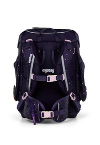 Zaino viola con motivo stellato, spallacci regolabili, fibbie rosa e tasche laterali. Dotato di dettagli riflettenti per la visibilità.