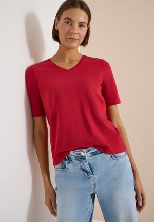 Cecil, BASIC T-SHIRT MIT V-NECK - T-shirt basique - tamarillo red