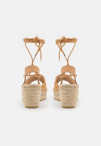 Zign Espadrillas - cognac