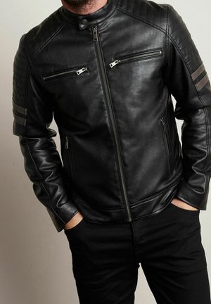 Veste en similicuir - black