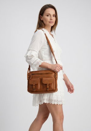VENEZIA, CROSS BODY BAG - Schoudertas - brown