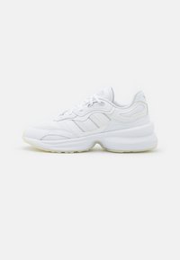 ZENTIC - Sneakers laag - footwear white/silver metallic/core black