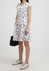 mint&berry Vardagsklänning - nude