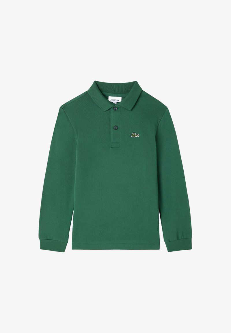 Grön långärmad polo-shirt med krage och två knappar, med en liten broderad krokodil-logotyp på vänster bröst.