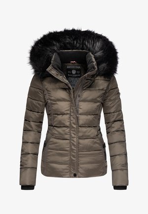 Chaqueta acolchada verde oliva hecha de material brillante, con capucha de pelaje sintético negro, cierre de cremallera, bolsillos laterales y costuras horizontales.