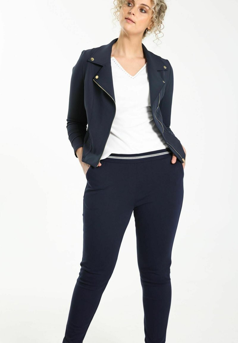 Damen Leichte Jacken | Cassis Leichte Jacke marine/blau - EW38427 Damen Leichte Jacken | Cassis Leichte Jacke marine/blau - EW38427