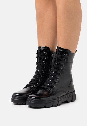 Paul Green Stivaletti con plateau - black