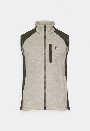 Gilet senza maniche in pile grigio chiaro con pannelli laterali verde oliva, colletto alto, zip frontale, tasca sul petto e logo 66° North sul petto.