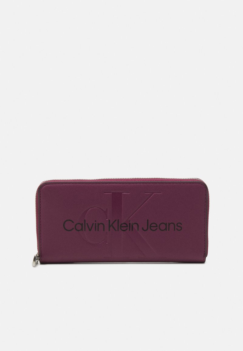 Calvin Klein Jeans SCULPTED ZIP AROUND MONO - Portafoglio - amaranth