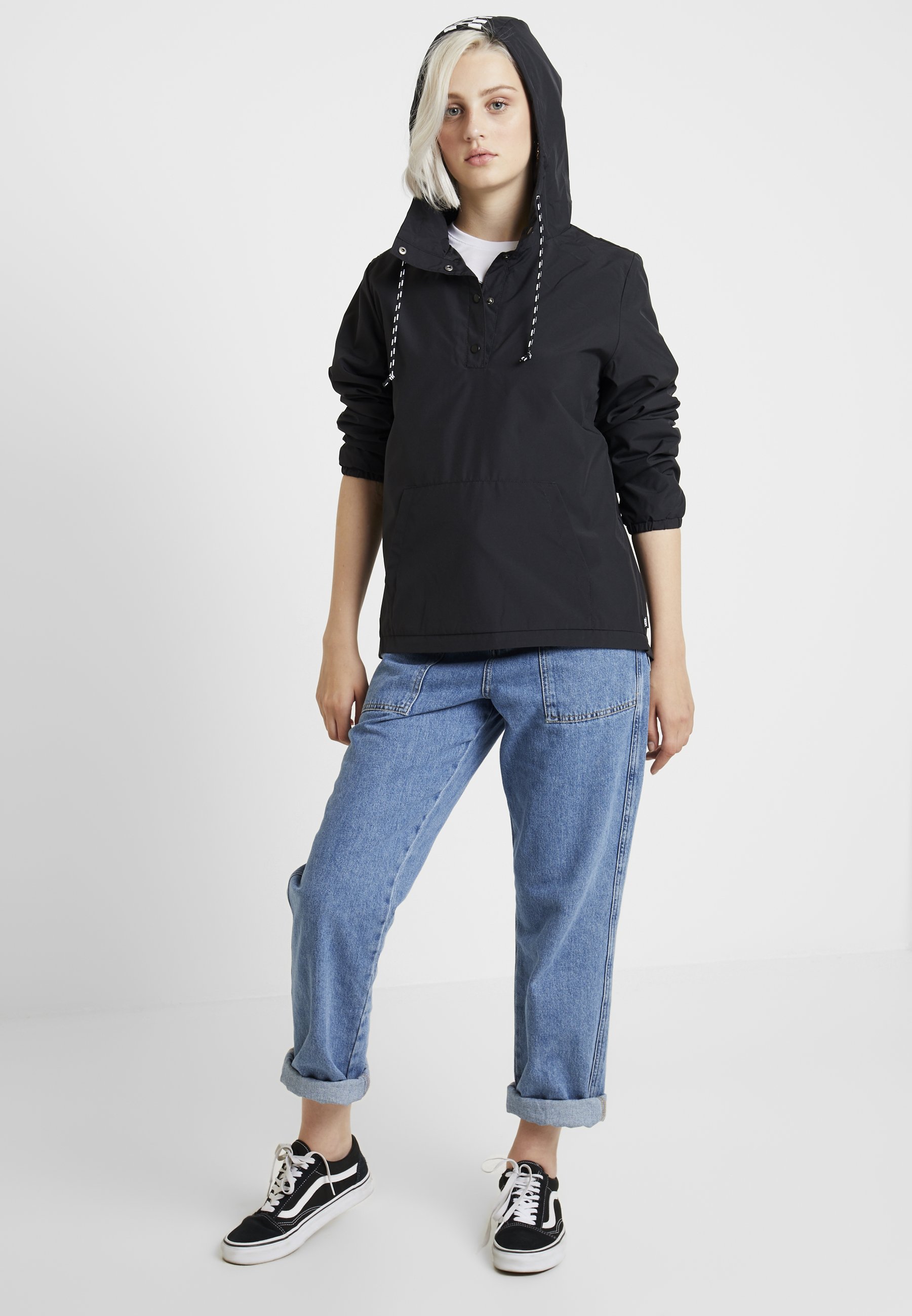 vans on point anorak