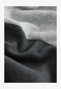 Kijelölve, black white