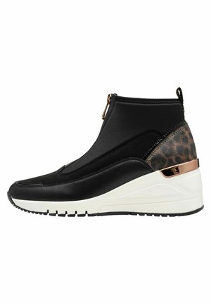 Sneakers alte - black comb