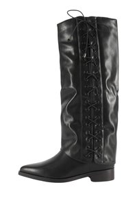 Stivale in pelle nera fino al ginocchio con una finitura liscia, dotato di lacci anteriori e un tacco basso a blocco. Design con punta affusolata.