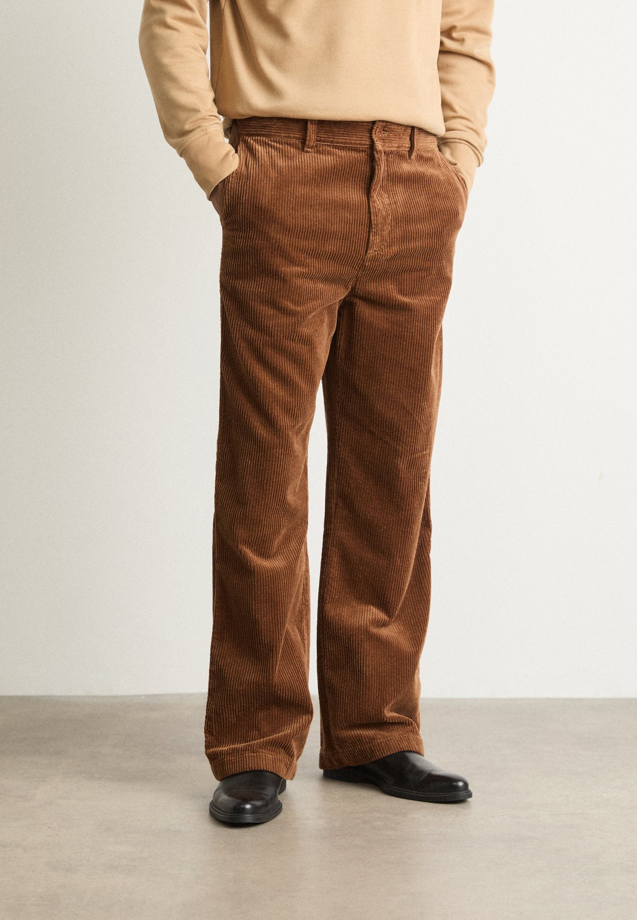 RELAXED WIDE PANTS