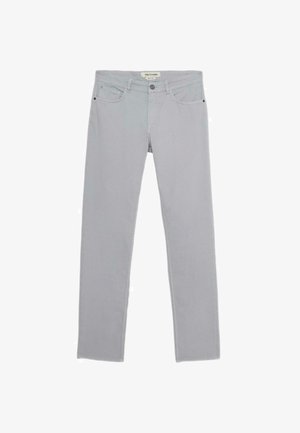 Jeans grigi chiari realizzati in tessuto misto cotone, con una vestibilità slim, design a cinque tasche e accessori in metallo sulle tasche.