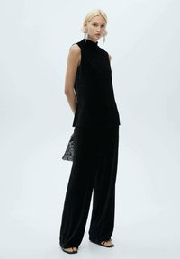 Mango Top - black