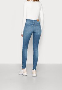 Tommy Hilfiger Vaqueros pitillo - blue