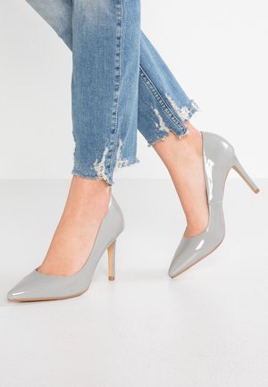 Højhælede pumps - grey
