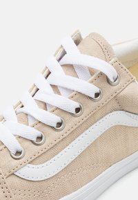 Vans OLD SKOOL UNISEX - Sportcipő - summer rainy day
