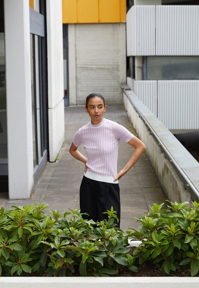 Damen Bekleidung | 3.1 Phillip Lim MOCK NECK T-Shirt print lavender/flieder - MT27615 Damen Bekleidung | 3.1 Phillip Lim MOCK NECK T-Shirt print lavender/flieder - MT27615