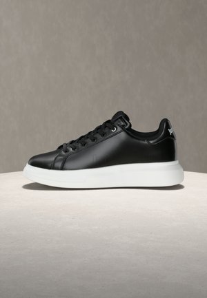 FONDO URSA SHOES - Športni copati - black