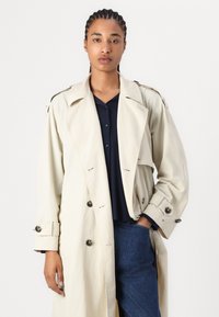 Tommy Hilfiger OVERSIZED - Trenchcoat - newsprint