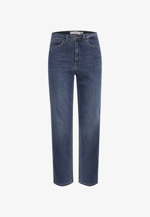 Niebieskie dżinsy o prostych nogawkach z przednimi kieszeniami, szlufkami na pasek i zapięciem na guziki, przedstawione na białym tle.