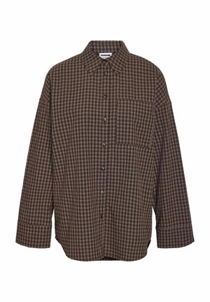 Barna és bézs kockás, hosszú ujjú, galléros ing gombokkal, elülső mellzsebbel és gombos mandzsettával.