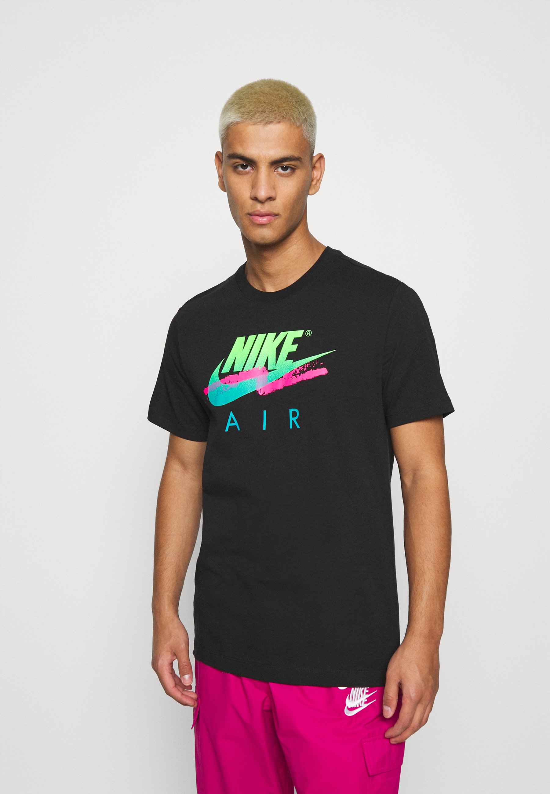 Nike Sportswear TEE FUTURA - T-shirt print - black/Zwart - Zalando.nl