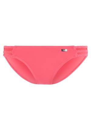 Roze bikini onderstuk gemaakt van glad materiaal, met gevlochten zijkanten en een zilveren logo-accent. Klassiek snit en minimalistisch ontwerp.