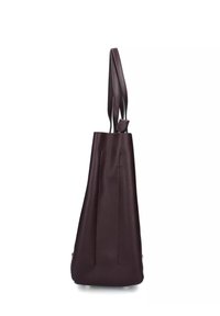 Donkerbruine leren tote bag met dubbele schouderbanden, rechtopstaand gepresenteerd op een witte achtergrond.