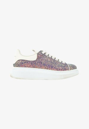 Alexander McQueen, OVERSIZE GLITTER TRAINERS PURPLE - Baskets basses - purple
