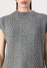 Selected Femme SLFELINA MARIE - Strukirani kaput - medium grey