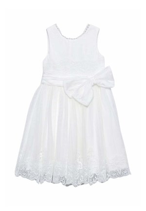 Vestito bianco senza maniche per ragazza con rifinitura in pizzo all'orlo e in vita, dotato di una larga fascia annodata in un grande fiocco sul lato destro.