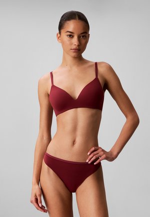 Calvin Klein Underwear, WIREFREE T-SHIRT BRA - PERFECTLY FIT - Push-up сутиен - established red