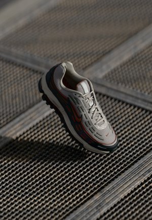AIR MAX TL 2.5 UNISEX - Sneakers laag - college grey/red sepia/anthracite/cargo khaki/metallic silver-coloured