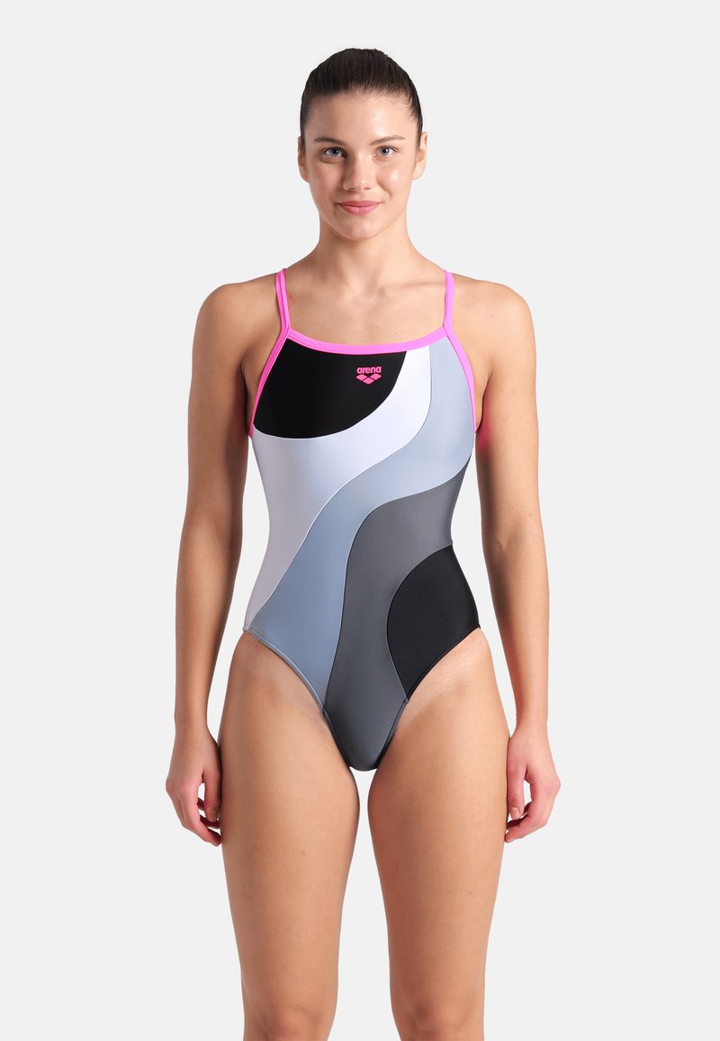 Costume da bagno con un design multicolore di pannelli bianchi, grigi e neri con dettagli rosa. Realizzato in tessuto elasticizzato, con spalline all'americana in evidenza.