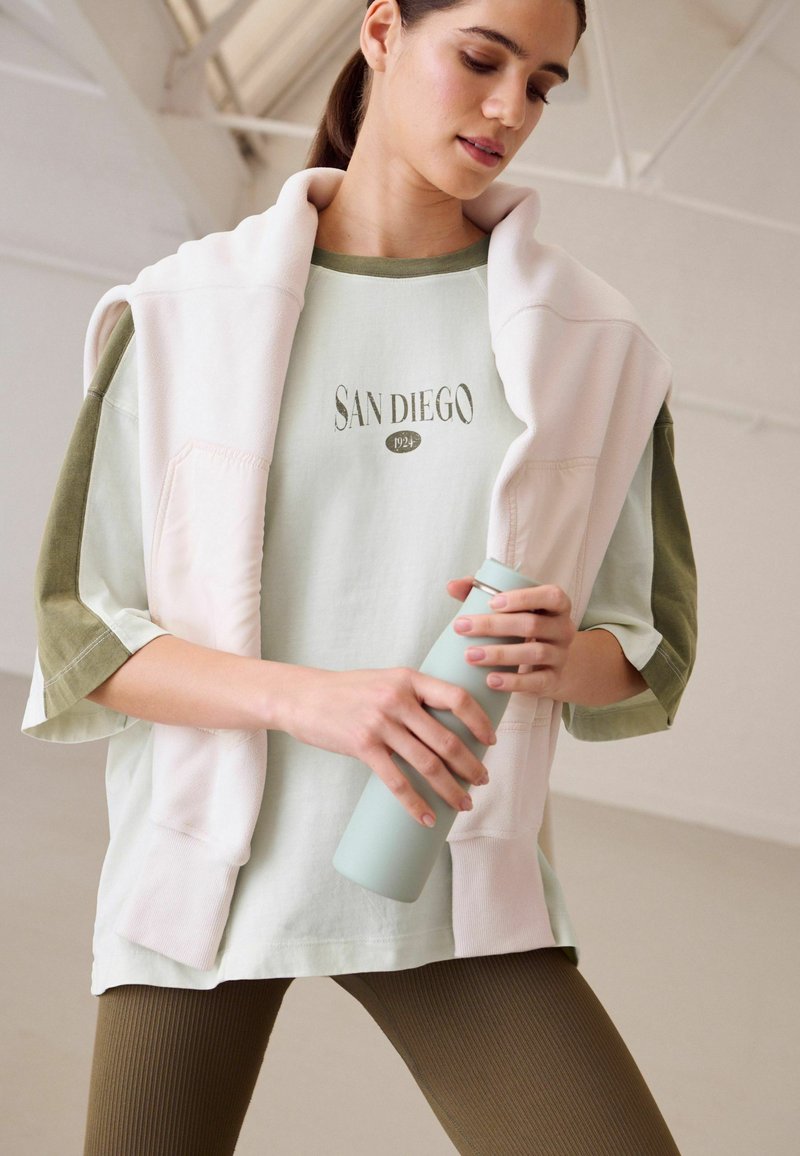 Next Printtipaita - green