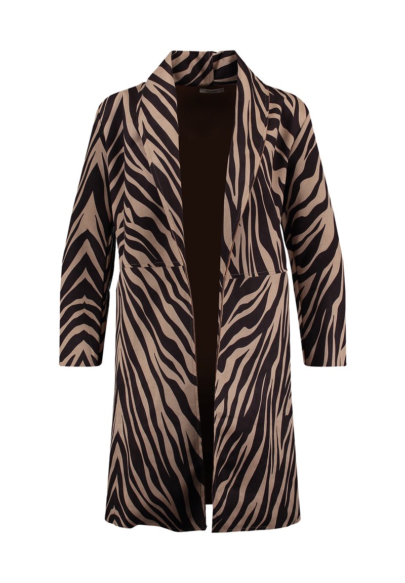Langer Zebra-Druck-Jacke mit einem Schwarz-Tan-Farbschema, klassischem Kragen, offenem Vorderteil und Dreiviertelärmeln aus einem glatten Material.