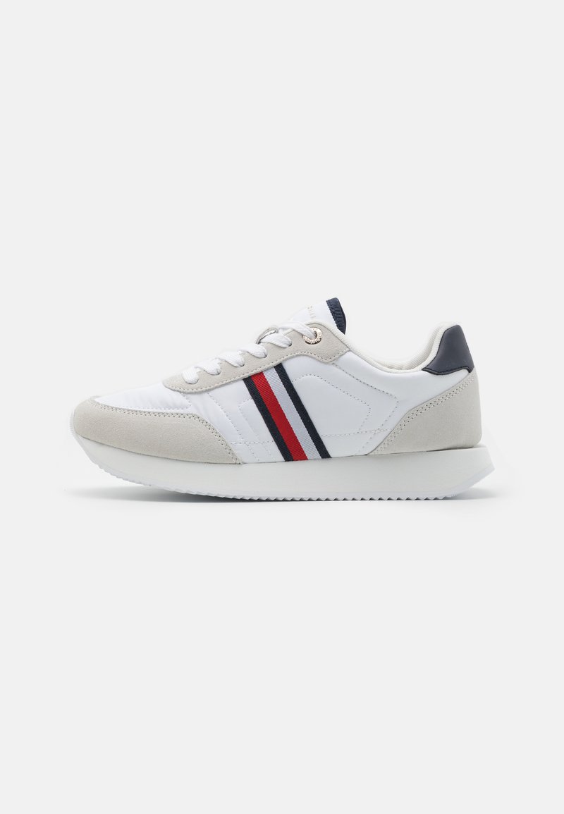 Tommy Hilfiger - ESSENTIAL RUNNER GLOBAL STRIPES - Tossud - white, Suurenda