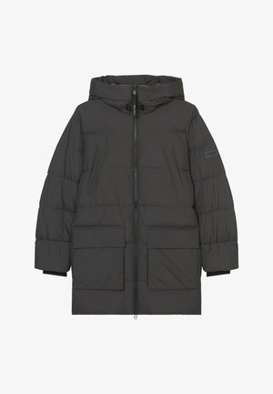 Mīkstināta melna parka jaka ar kapuci, priekšējo rāvējslēdzēju un divām lielām kabatām. Tam ir gluda tekstūra un nedaudz brīva piegriezuma.