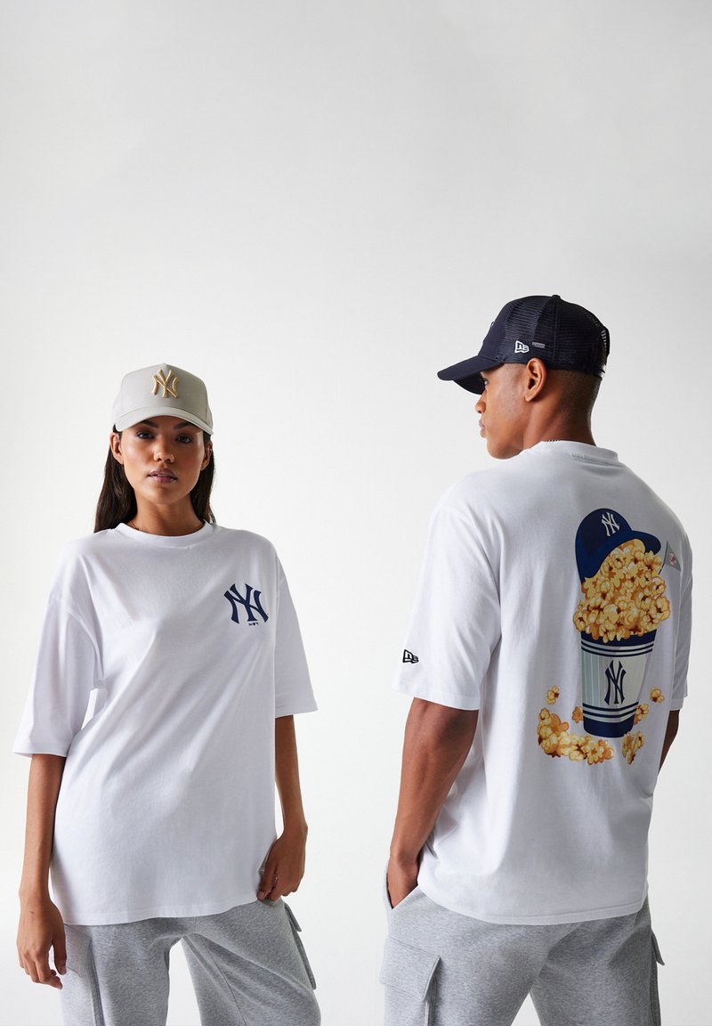 T-shirt New Era Homme - Taille 2XL - Coton Blanc - Logo - Occasion Bon état (col Légèrement étiré)