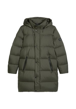 Pikowana kurtka parka w ciemnozielonym kolorze z kapturem, przednimi zatrzaskami i zapinanymi na zamek kieszeniami po bokach. Materiał o fakturze z pikowanym wzorem.