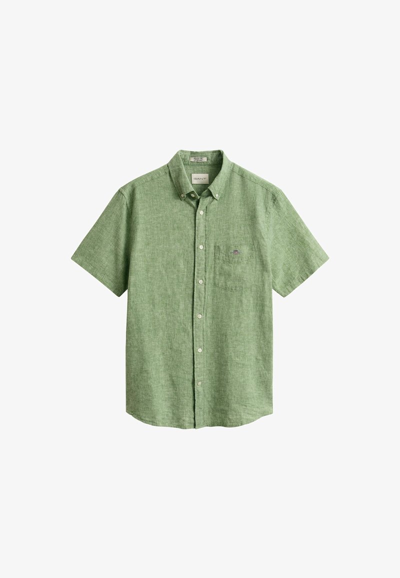Kortærmet grøn skjorte med knapper, brystlomme og knappet krave, vist mod en hvid baggrund.