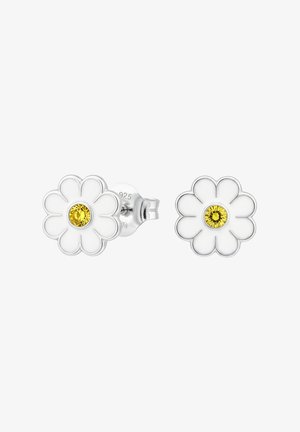 Boucles d'oreilles en forme de fleur blanche avec un centre en gemme jaune, en métal argenté, avec une finition polie, dotées de fermoirs papillon pour un maintien sécurisé.