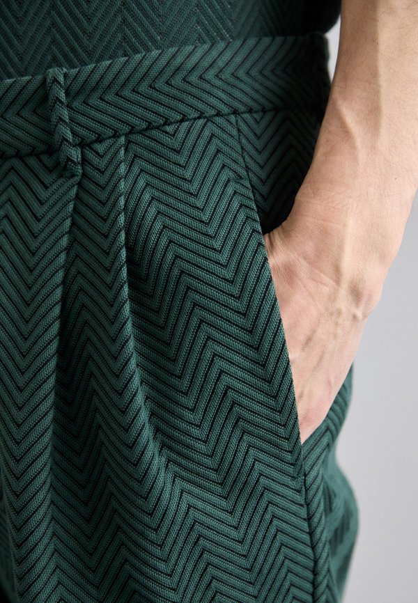 Shorts - pine grove4