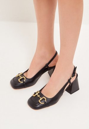 Pumps - black