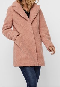 Vero Moda Abrigo de invierno - light pink