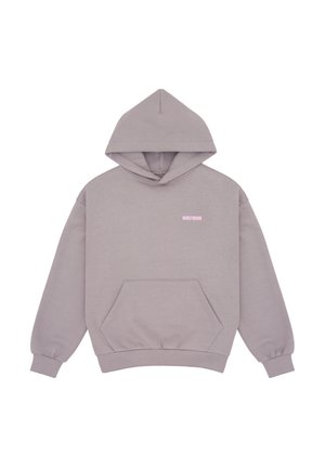 Sweat à capuche mauve clair avec poche avant et petit logo rose "WRSTBHVR" sur la poitrine, posé à plat sur fond blanc.